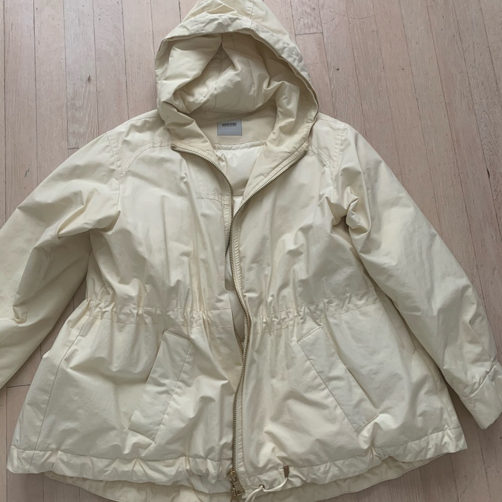 Moschino down puffer